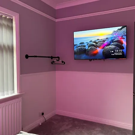 Cosy Detached House In Holiday home Bradford (West Yorkshire)